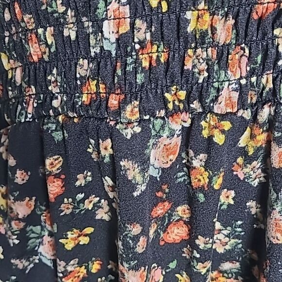 Vibe Black Floral Dress, Ruffled Hem, Size 1X - Picture 10 of 11